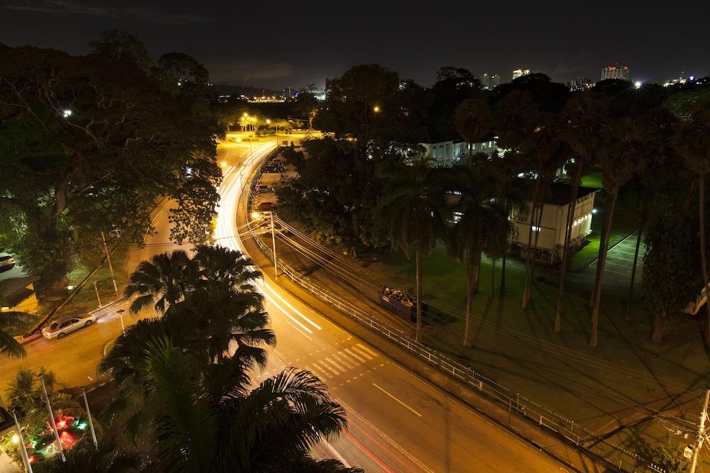 Kapok Hotel Port of Spain Dış mekan fotoğraf