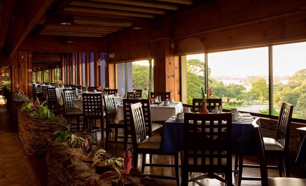 Kapok Hotel Port of Spain Restoran fotoğraf